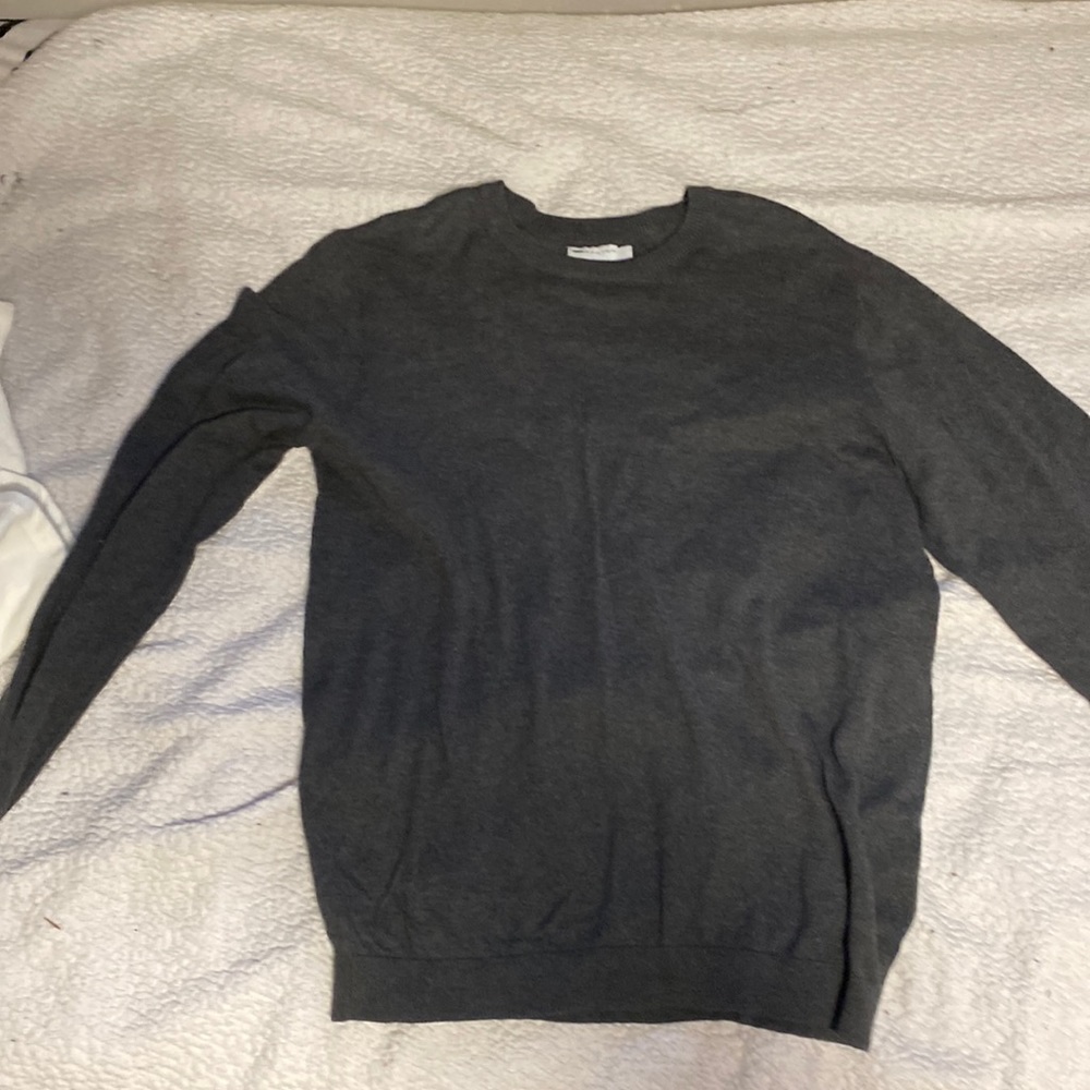 Grey long sleeve